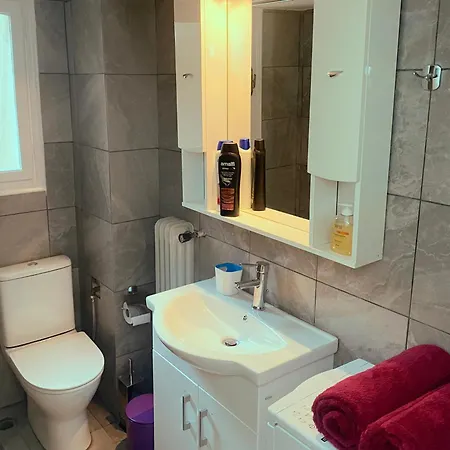 Spacious 2 Bedroom Apartment Downtown Athens - Explore Center By Foot Exterior photo